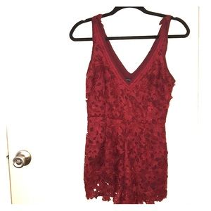 Lace romper xs Kendall & Kylie collection